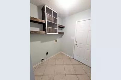 9516 Brentwood Boulevard, Navarre, FL 32566 - Photo 15