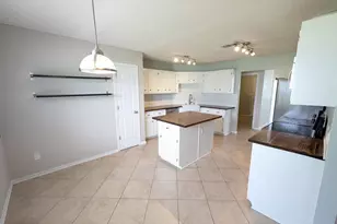 9516 Brentwood Blvd, Navarre, FL 32566 - Photo 5