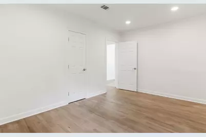 1301 W Lee Street, Pensacola, FL 32501 - Photo 69