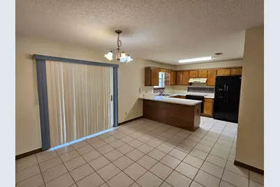 7854 Pleasant Oaks Avenue, Navarre, FL 32566 - Photo 15