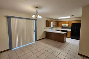 7854 Pleasant Oaks Ave, Navarre, FL 32566 - Photo 15