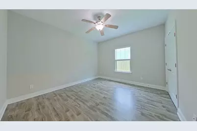 8528 Carlos Street, Navarre, FL 32566 - Photo 15