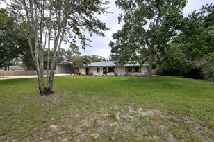 8717 Sand Pine Dr, Navarre, FL 32566 - Photo 3