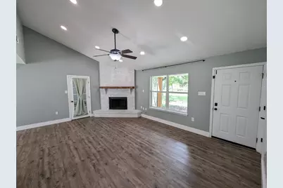 8717 Sand Pine Drive, Navarre, FL 32566 - Photo 5