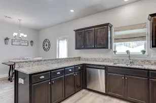 3255 Stephens Landing Ln, Navarre, FL 32566 - Photo 3