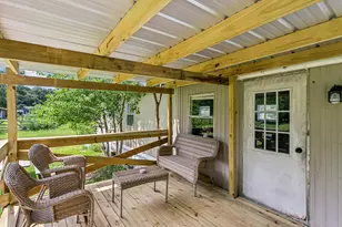 5094 Red Barn Rd, Milton, FL 32583 - Photo 17