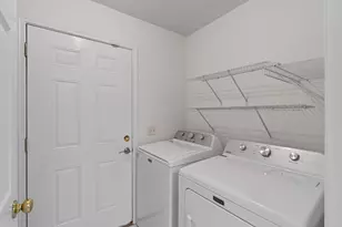 8197 Verdura St, Navarre, FL 32566 - Photo 13