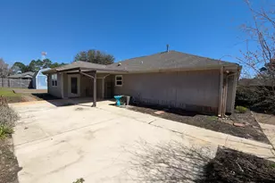 2217 Calle De Pizzaro, Navarre, FL 32566 - Photo 9