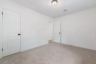 5429 Camille Gardens Cir, Milton, FL 32570 - Photo 29