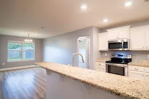 3215 Stephens Landing Ln, Navarre, FL 32566 - Photo 9