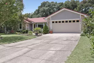 5820 Laurelwood Dr, Crestview, FL 32539 - Photo 1