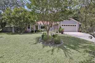 5820 Laurelwood Dr, Crestview, FL 32539 - Photo 3