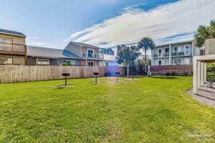 8436 Gulf Blvd, Navarre, FL 32566 - Photo 31