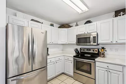 8522 Gulf Boulevard #APT 43, Navarre, FL 32566 - Photo 15