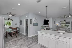 2096 Constitution Dr, Navarre, FL 32566 - Photo 9