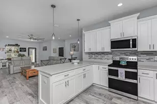 2096 Constitution Dr, Navarre, FL 32566 - Photo 7