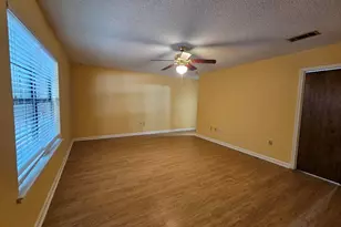2031 Casa De Oro St, Navarre, FL 32566 - Photo 11