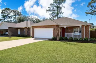 1684 Sycamore Ave, Niceville, FL 32578 - Photo 3