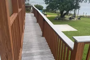5481 Soundside Dr, Gulf Breeze, FL 32563 - Photo 23