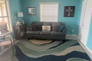 5481 Soundside Dr, Gulf Breeze, FL 32563 - Photo 17