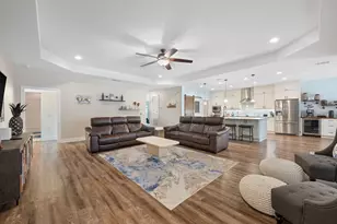 6732 Kempton St, Navarre, FL 32566 - Photo 17
