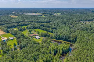 7621 Chellie Rd, Pensacola, FL 32526 - Photo 83