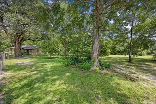 3407 Co Rd 2, Laurel Hill, FL 32567 - Photo 25