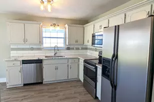517 Rush Park Cir, Mary Esther, FL 32569 - Photo 11