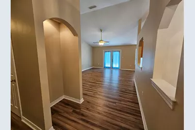 8409 Rynes Circle, Navarre, FL 32566 - Photo 5