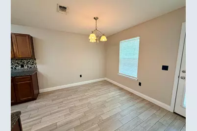 2042 Alhambra Street, Navarre, FL 32566 - Photo 5