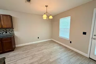 2042 Alhambra St, Navarre, FL 32566 - Photo 5