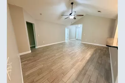 2042 Alhambra Street, Navarre, FL 32566 - Photo 7