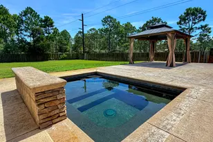 2208 Smallwood Dr, Navarre, FL 32566 - Photo 1