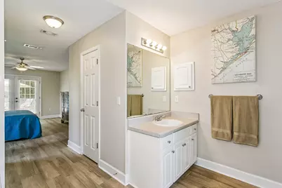 2367 Heritage Circle, Navarre, FL 32566 - Photo 23