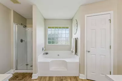 2367 Heritage Circle, Navarre, FL 32566 - Photo 21