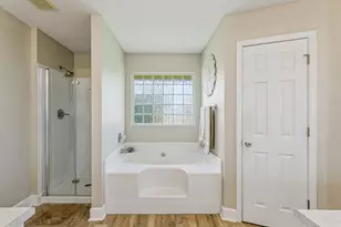 2367 Heritage Cir, Navarre, FL 32566 - Photo 21