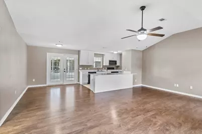 8103 Menorca Street, Navarre, FL 32566 - Photo 3