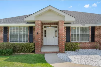 7595 Marthas Way, Navarre, FL 32566 - Photo 9