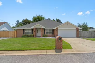 7595 Marthas Way, Navarre, FL 32566 - Photo 1
