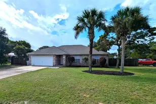 8601 Laredo St, Navarre, FL 32566 - Photo 3