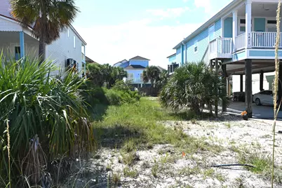 1419 Bahia Drive, Navarre, FL 32566 - Photo 3