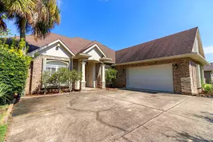 1866 Sunrise Dr, Navarre, FL 32566 - Photo 1