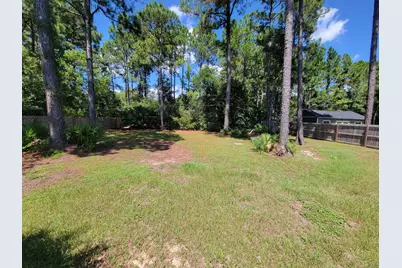 7636 Manatee Street, Navarre, FL 32566 - Photo 17