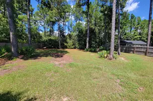 7636 Manatee St, Navarre, FL 32566 - Photo 17
