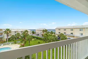 1440 Paradise Point Dr, Navarre, FL 32566 - Photo 1