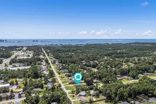 8415 Nevada St, Navarre, FL 32566 - Photo 35