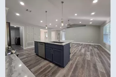 1682 Village Parkway, Gulf Breeze, FL 32563 - Photo 13