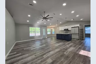 1682 Village Parkway, Gulf Breeze, FL 32563 - Photo 9