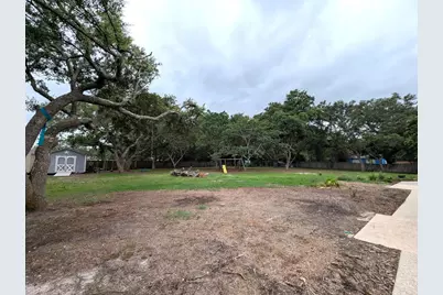 8717 Sand Pine Drive, Navarre, FL 32566 - Photo 39