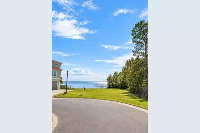 1709 Brooke Beach Drive, Navarre, FL 32566 - Photo 1